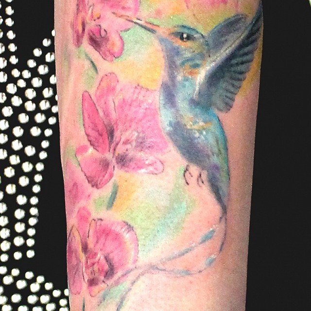 Kolibri tetoválás